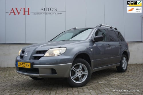 Mitsubishi Outlander 2.0 invite+