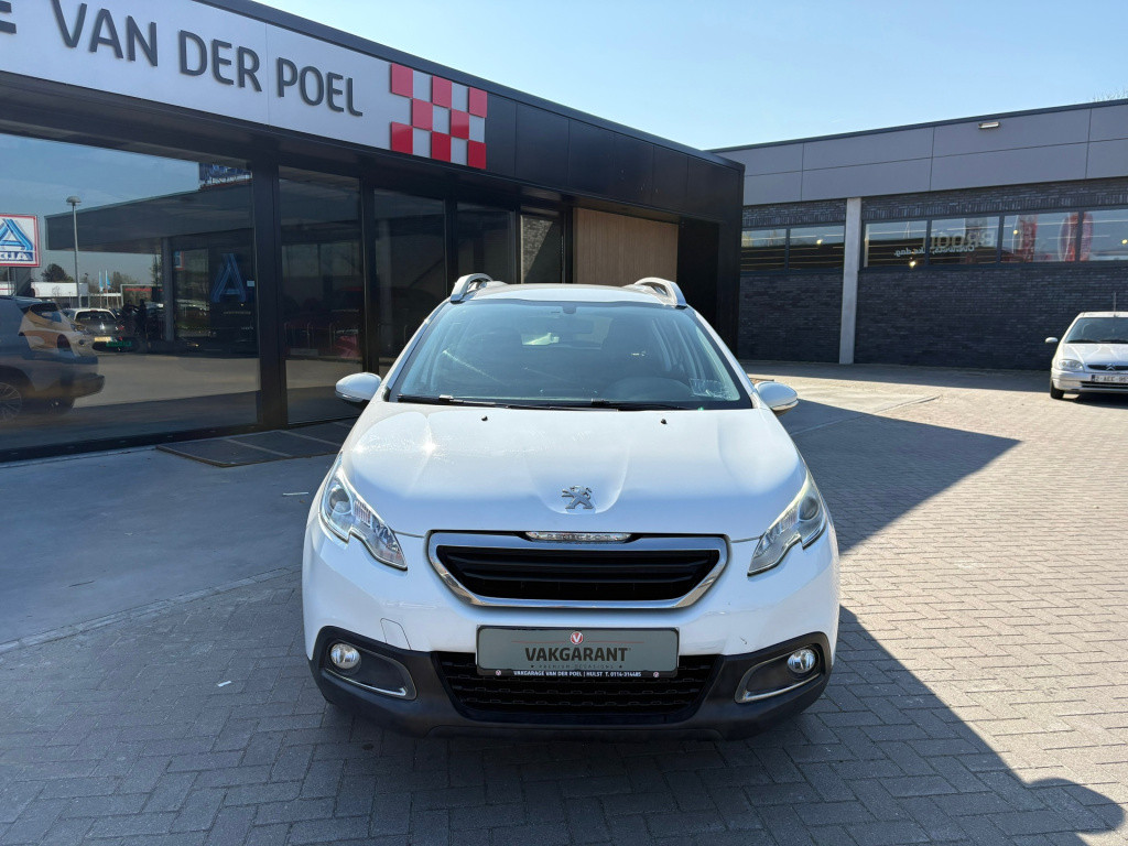 Peugeot 2008 1.2 puretech blue lease