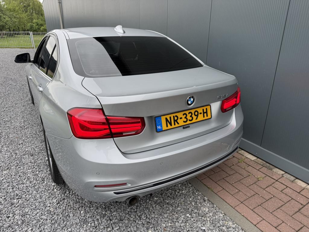 BMW 3-serie 318i automaat executive sportline sedan