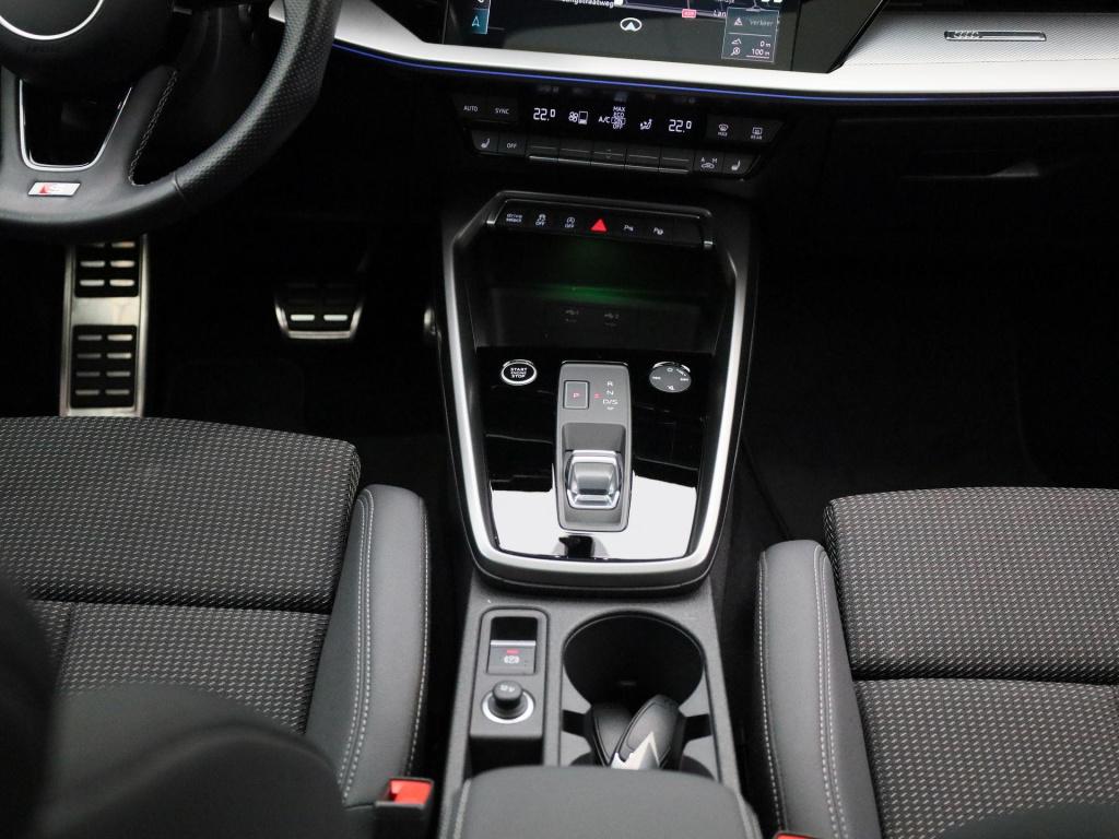 Audi A3 sportback 35 tfsi s edition | automaat | stoelverwarming | panorama
