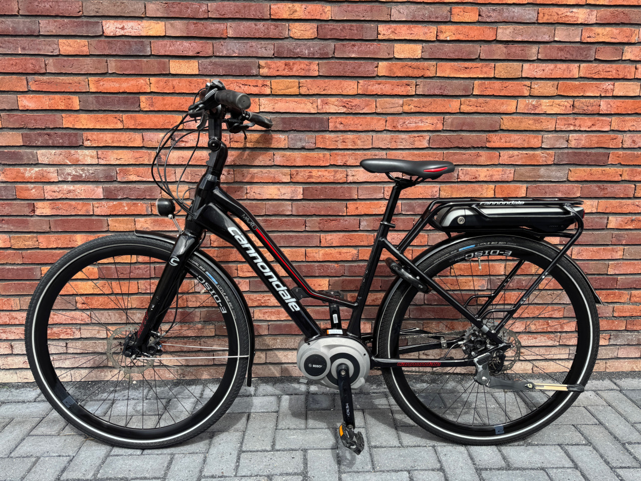 Prachtige Cannondale Mavaro Bosch Middenmotor