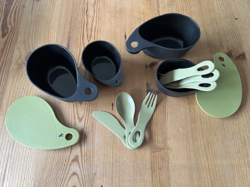 Field cup set....compacte schaaltjes met bestek