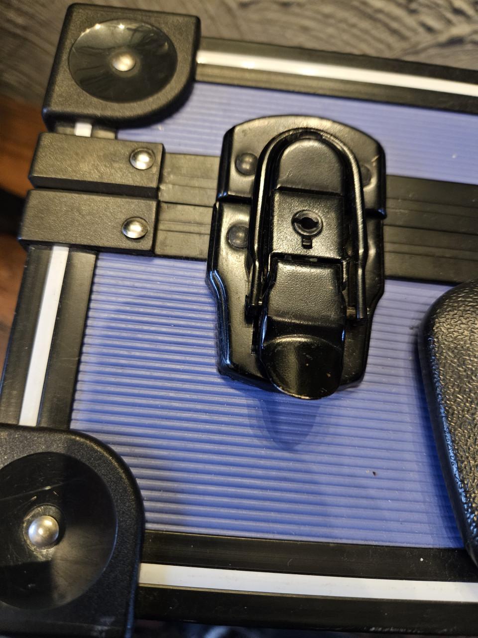 Vanguard Koffer Blauw -Camerakoffertje Stevig incl 2 sleutels