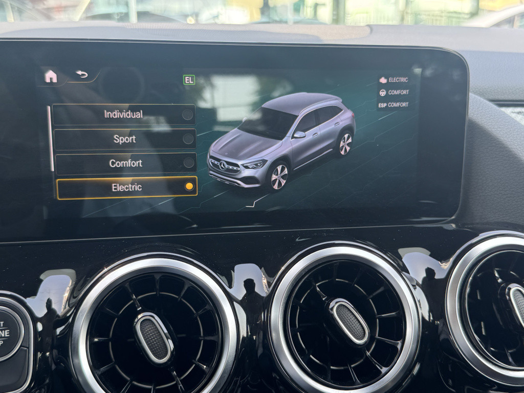 Mercedes-Benz Gla-klasse 250 e amg line l automaat i mbux l 360° camera l w