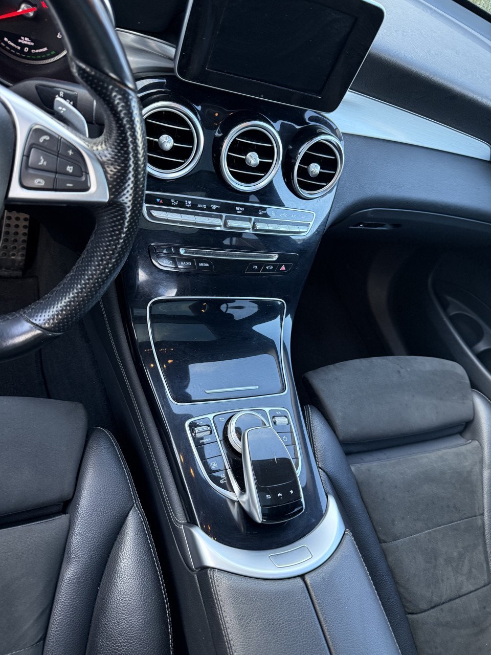 Mercedes GLC 350e AMG line 11/2017