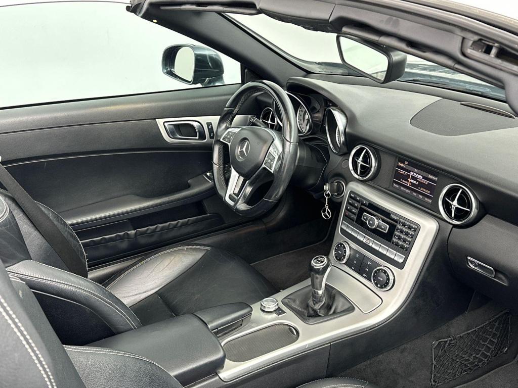 Mercedes-Benz SLK 200 | stoelverwarming | hard-top | air-scarf | leder | pa