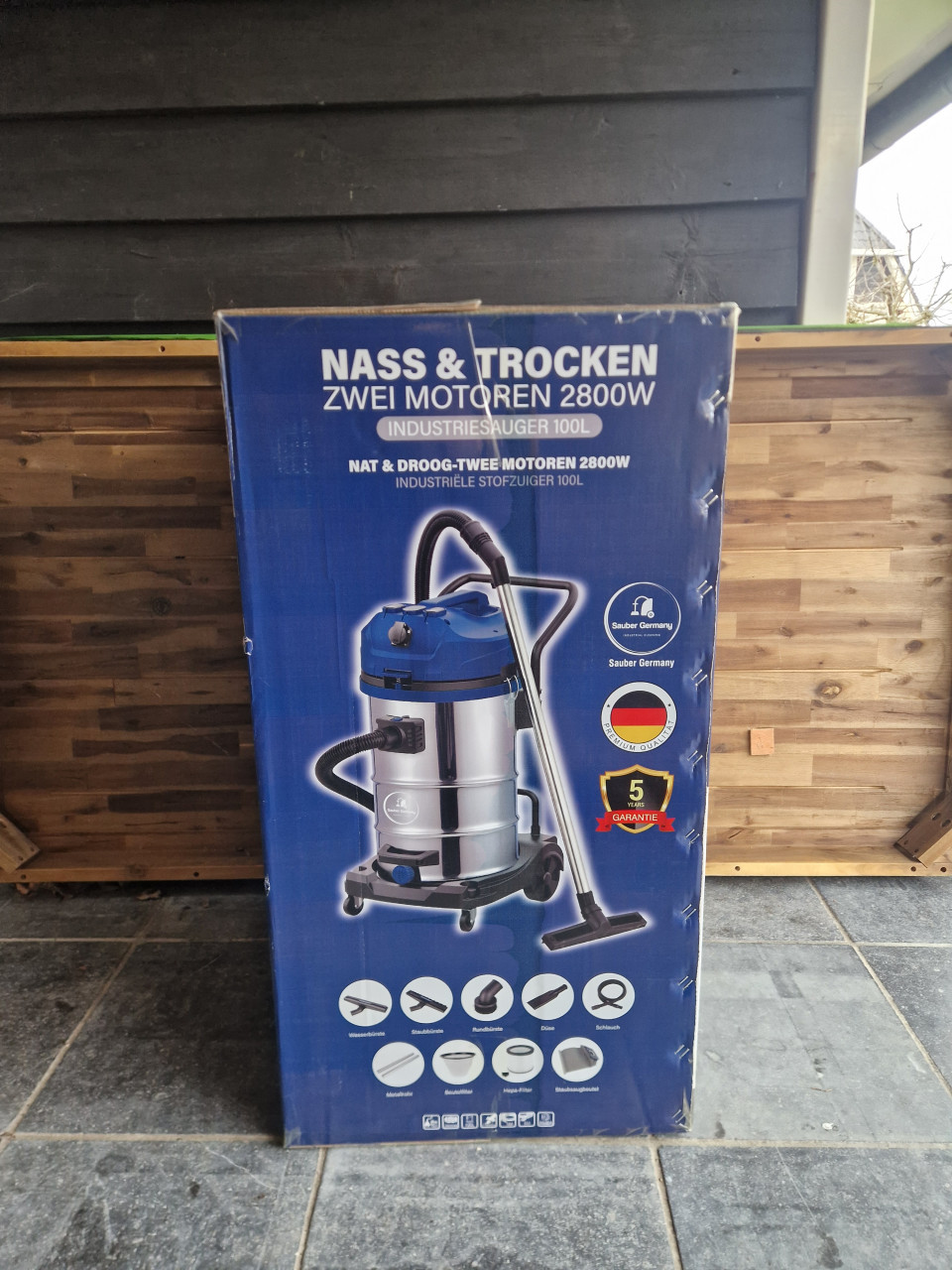 Sauber Industriële stofzuiger 100 Liter nat & droog 2 motoren 2800W.