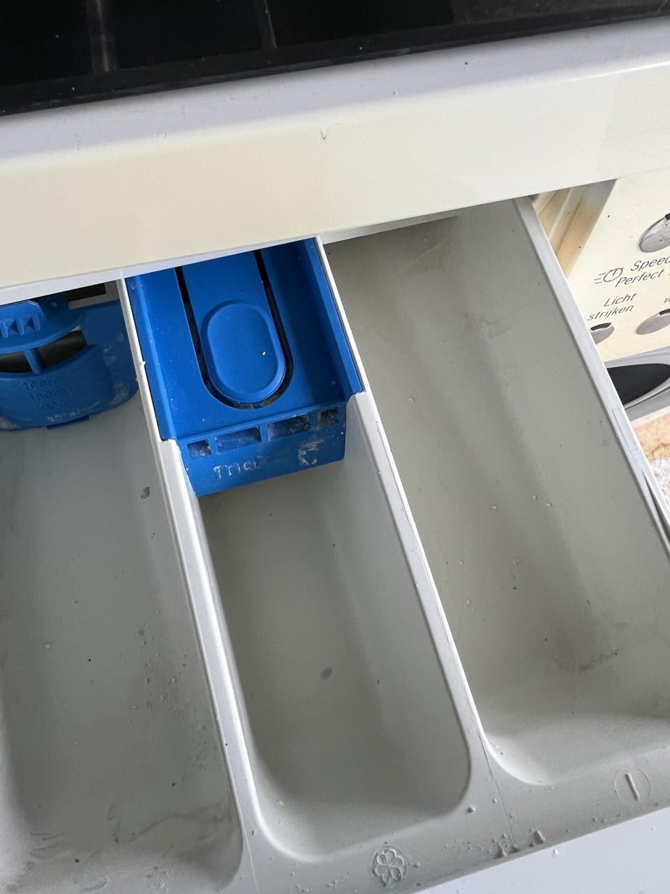 Bosch Wasmachine 7 kg. 1400 toren weinig gebruikt