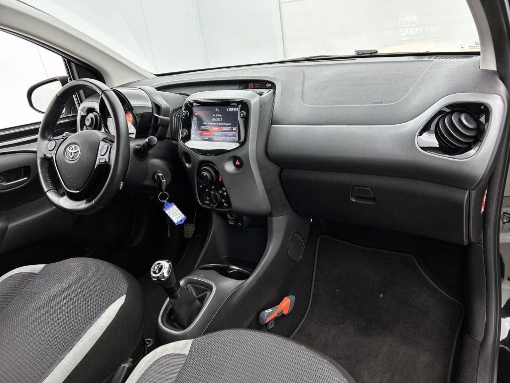 Toyota Aygo 1.0 vvt-i x-play | wordt verwacht | apple carplay / android aut