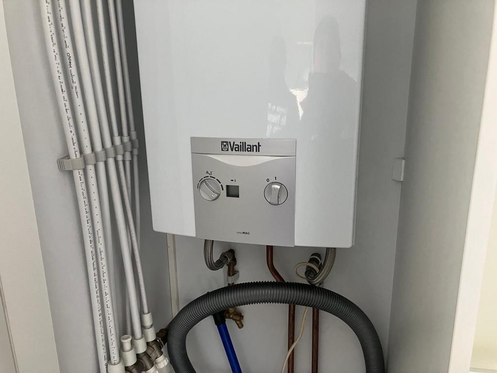 Partij 4 keurige Maat chalets direct leverbaar €24.500 ex btw per stuk