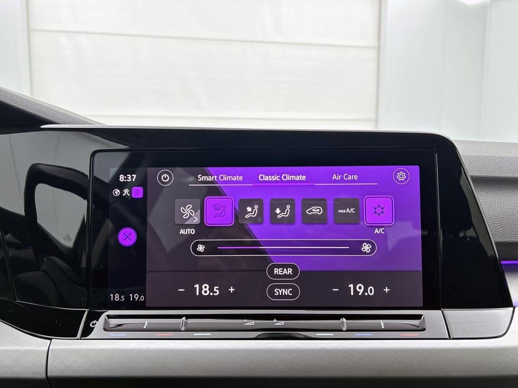 Volkswagen Golf 1.0 tsi life | navigatie | apple carplay / android auto | s