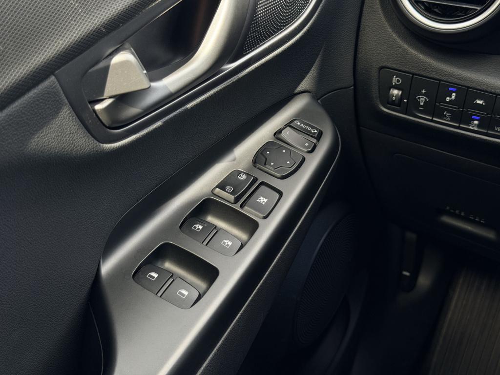 Hyundai Kona ev premium sky 64 kwh | full options | range 450 km