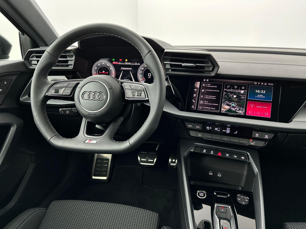 Audi A3 limousine s edition 35 tfsi 110 kw / 150 pk limousine 7 vers