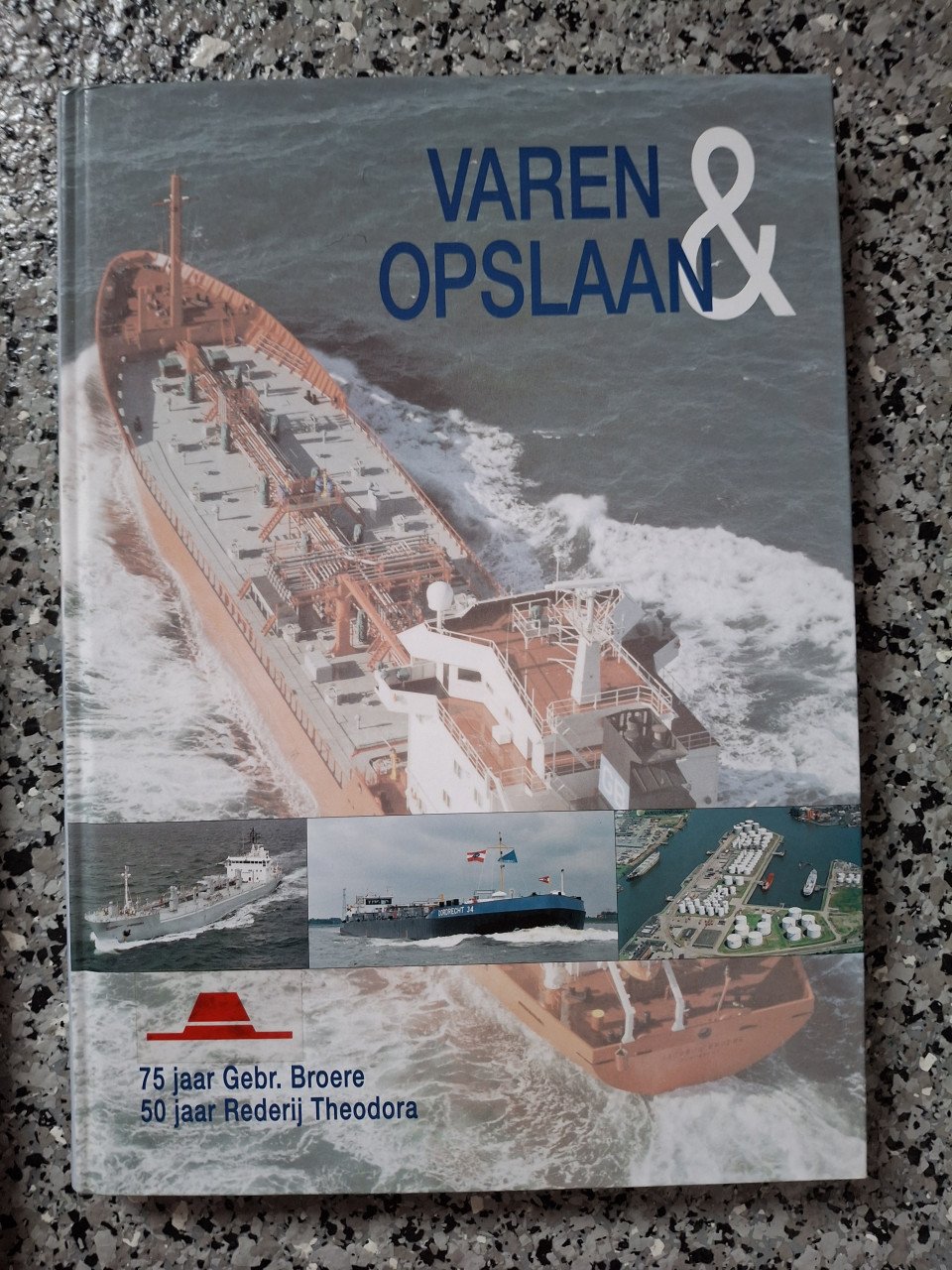 Vaar en zeilboeken met platbodems/ friese jachten