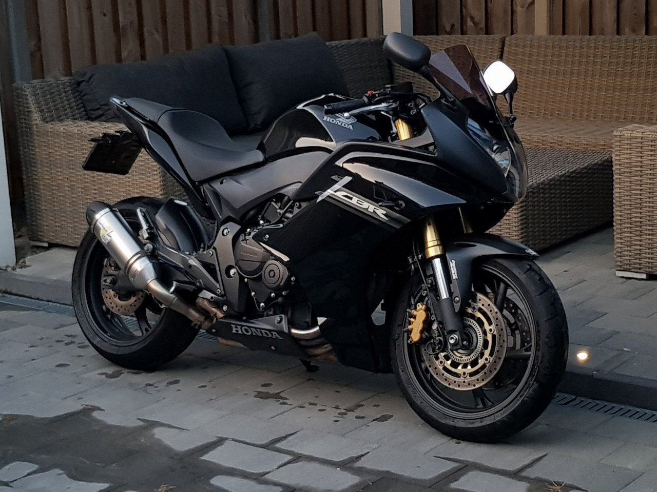 Honda CBR 600F 2011