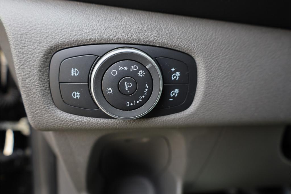 Ford Transit Custom 320 2.0 tdci l2h1 sport acc i cam i trekhaak