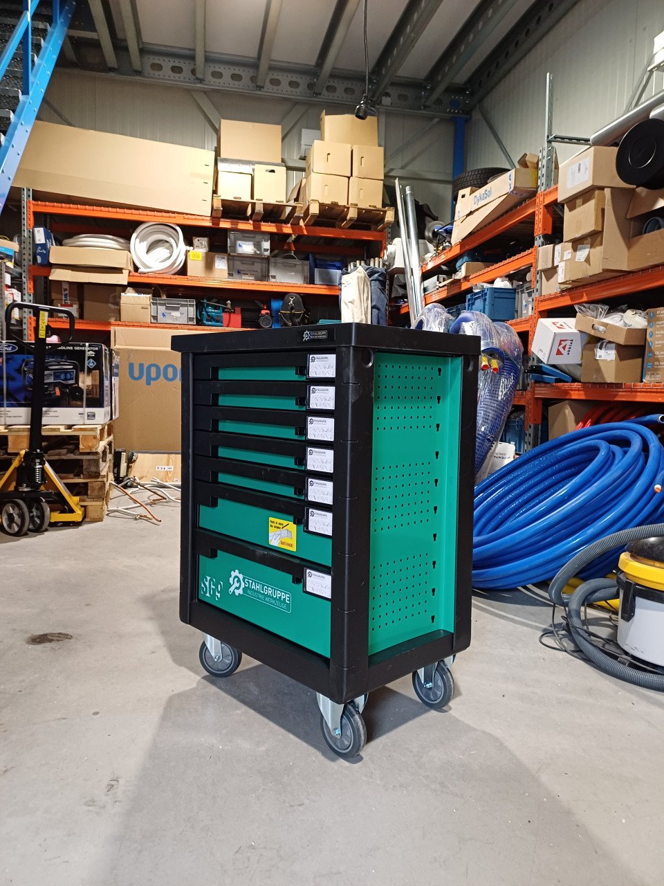 Nieuwe gereedschapswagen