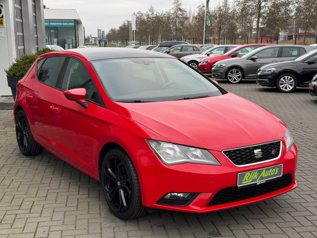 Seat Leon 1.2 tsi style * cruise control * navigatie * clima * pdc 2x