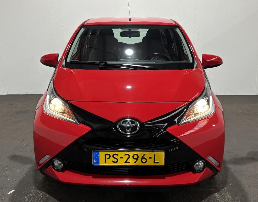 Toyota Aygo 1.0 vvt-i x-play