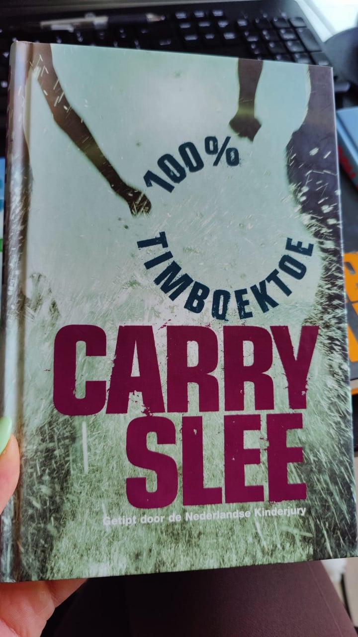 Boeken bundel jeugd met Carry Slee en Simone van der Vlugt