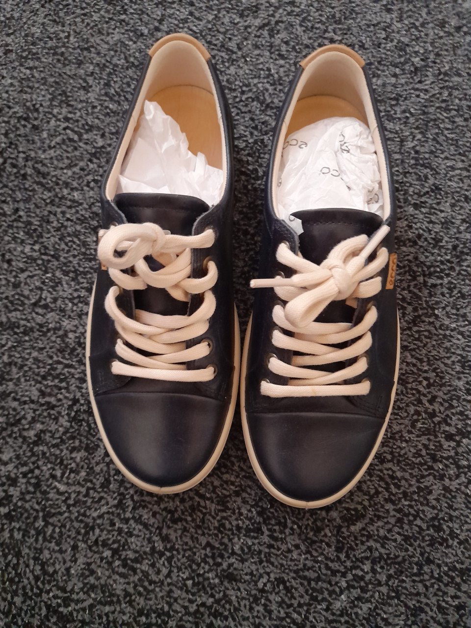 Schoen