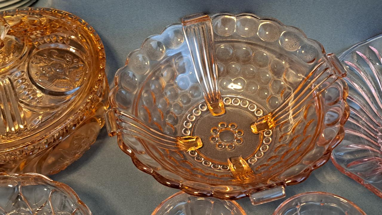 Diverse mooie vintage Rosaline glasschalen e.d.