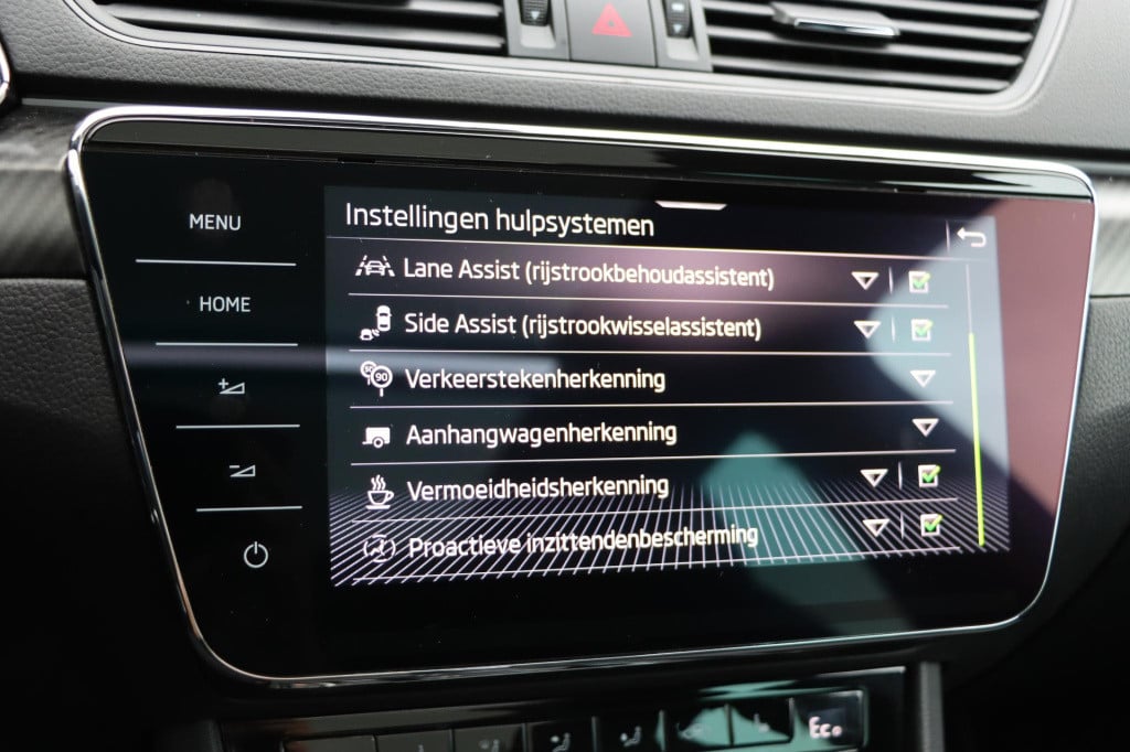 Skoda Superb 1.4 tsi iv sportline business 218pk dsg6
