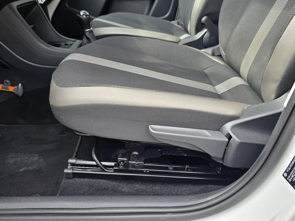 Volkswagen UP! 1.0 bmt high up!