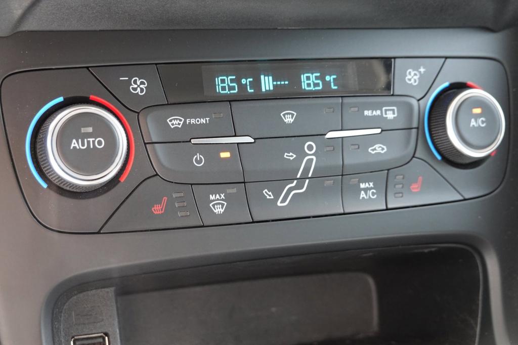 Ford Focus wagon 1.0 titanium