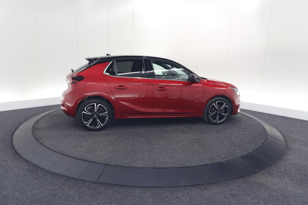 Opel Corsa 1.2 turbo 100 ultimate | panoramadak | camera | dodehoekdetectie