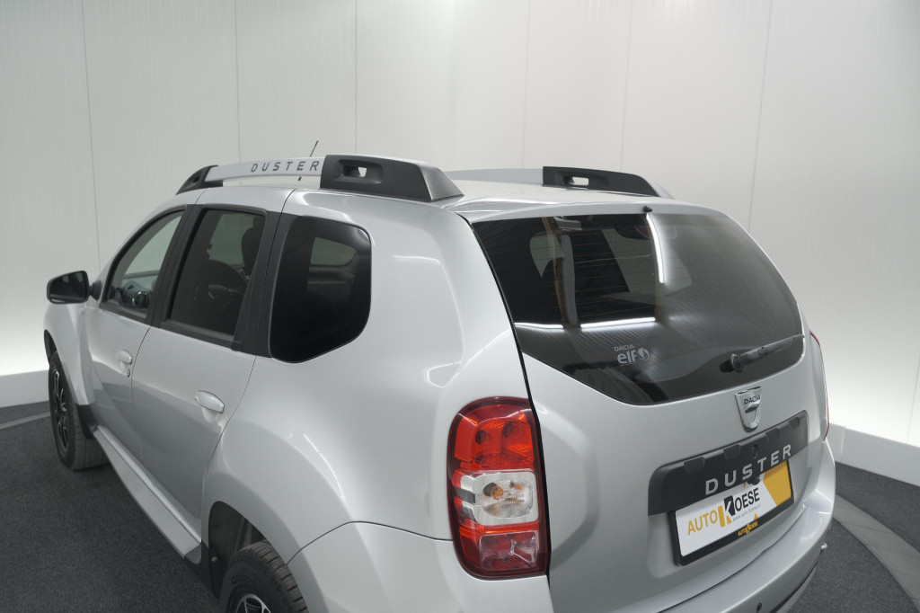Dacia Duster tce 120 4x2 blackshadow | trekhaak | camera | navigatie | park
