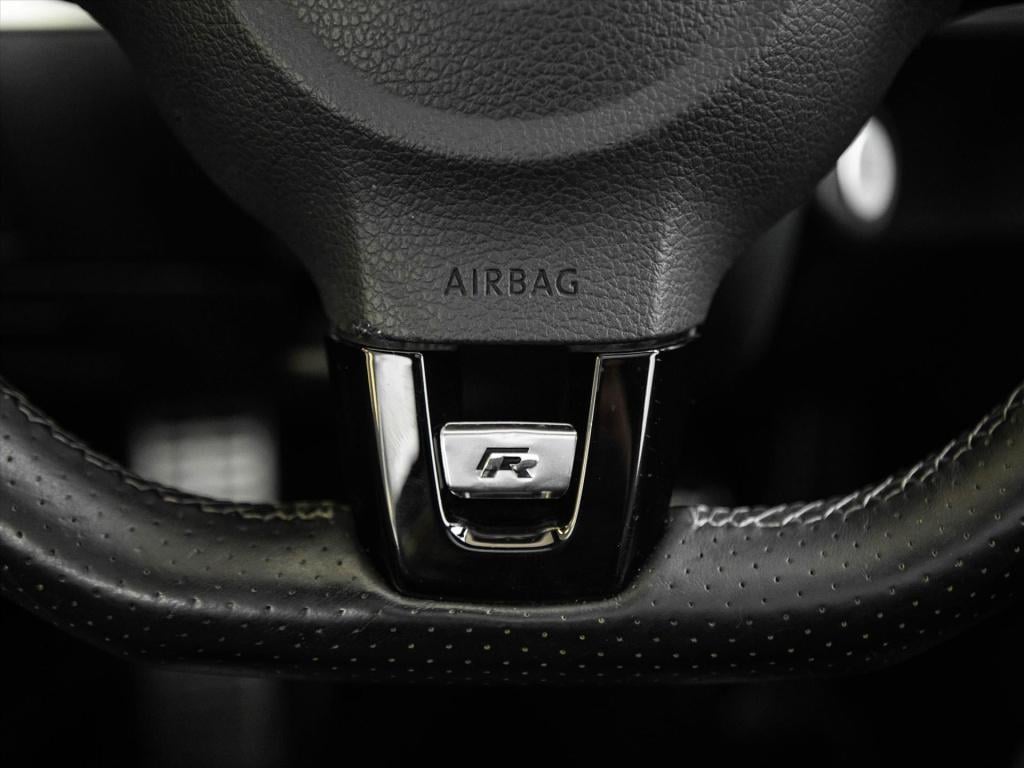 Volkswagen Scirocco 2.0 tsi 265 pk r | kuipstoel | dyna-audio | panoramadak