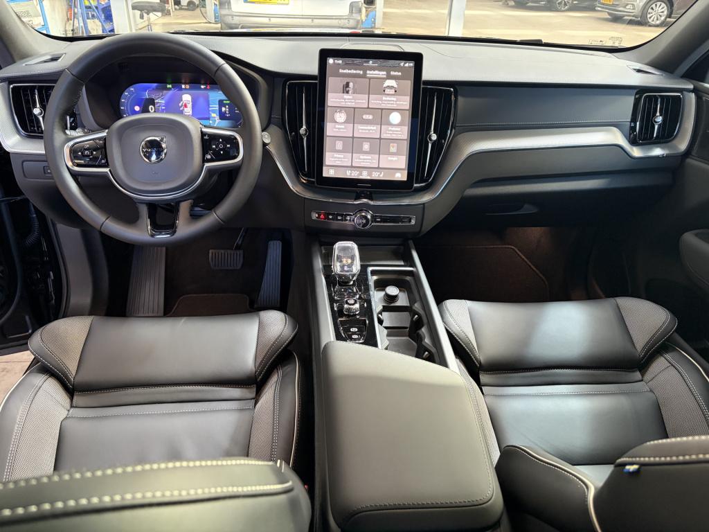 Volvo XC60 2.0 t6 plug-in hybrid awd ultra black edition | trekhaak | 22'' 