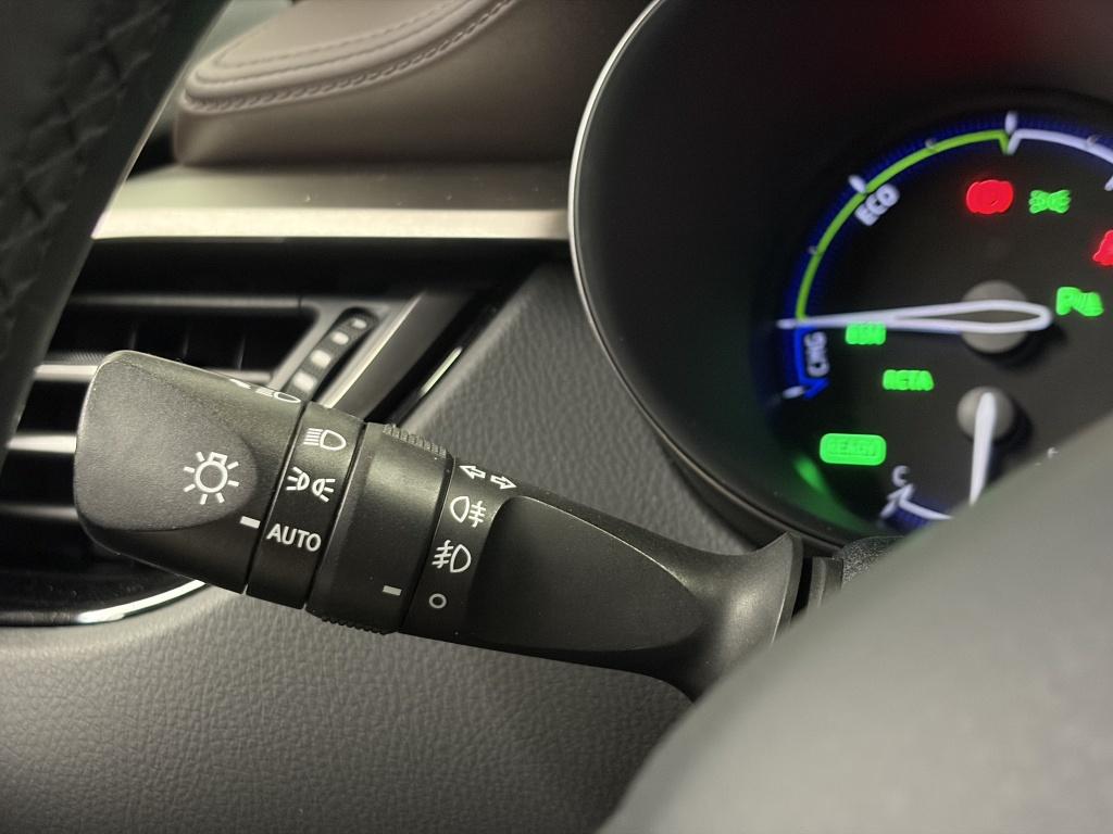 Toyota C-hr 1.8 hybrid executive| camera| jbl| adap.cruise| stoel+ stuur.ve