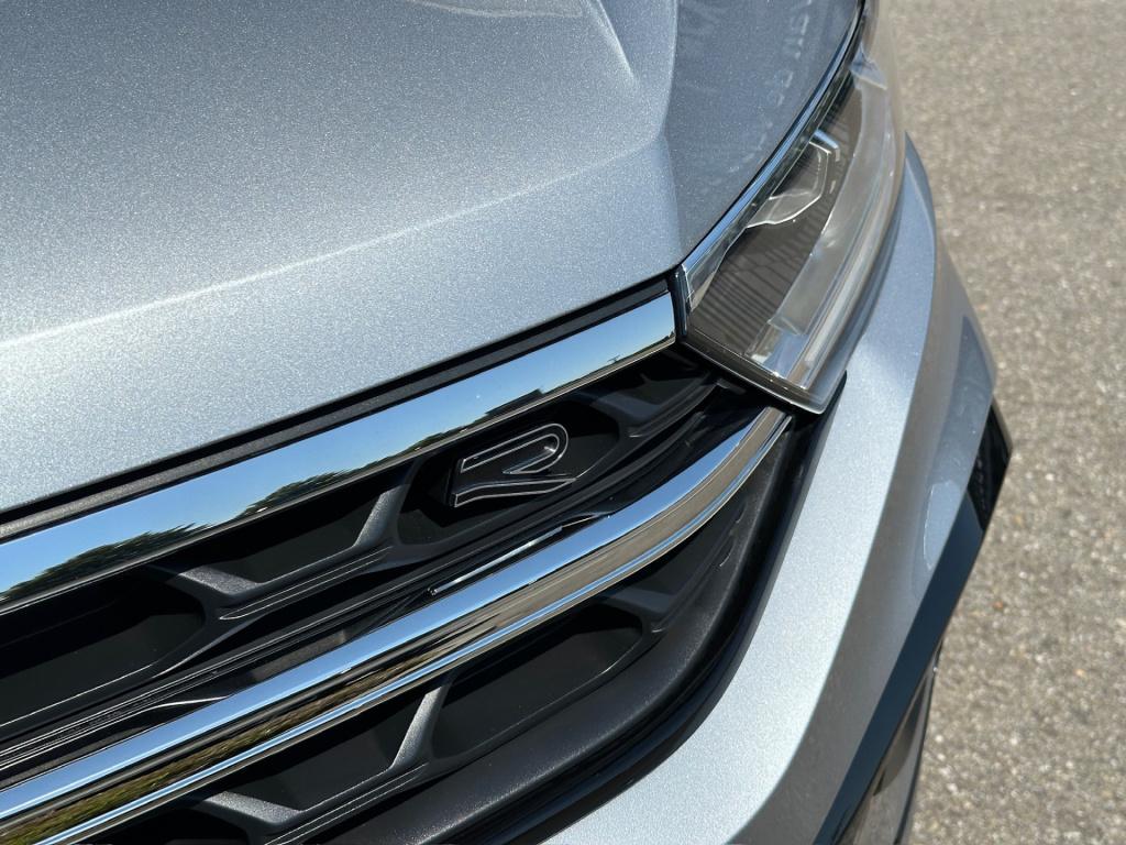 Volkswagen T-roc 1.5 tsi 150pk dsg r-line | black style | camera | keyless 