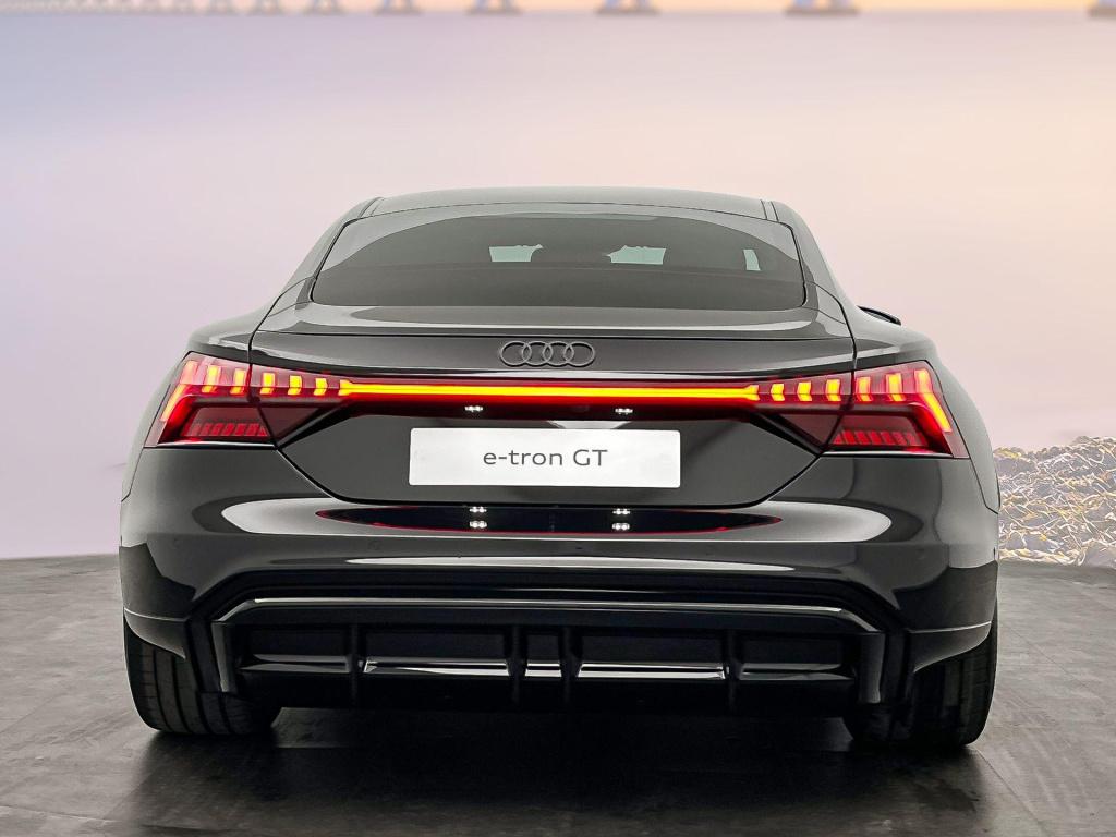 Audi E-tron Gt e-tron gt 97 kwh 370 kw / 503 pk sportback elektr.