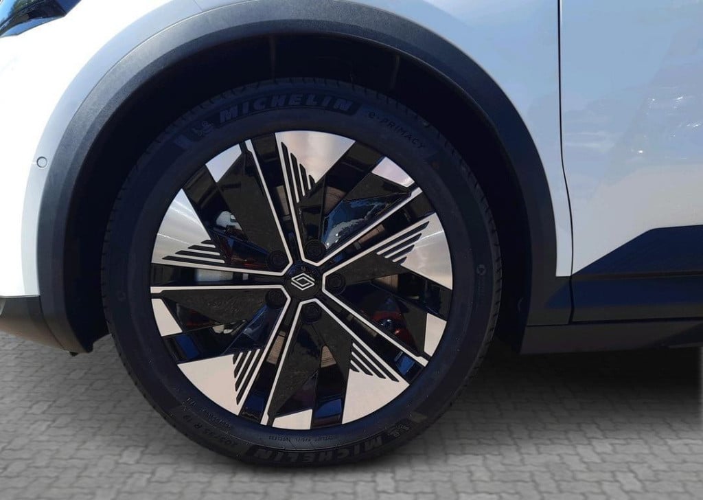 Renault Scenic e-tech ev87 long range techno - pack advanced driving assist