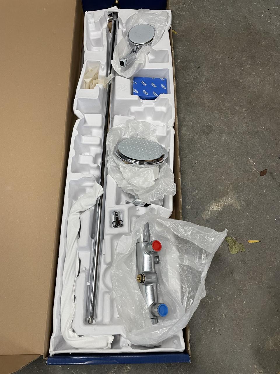 Grohe New Tempesta Cosmopolitan Douchesystem.