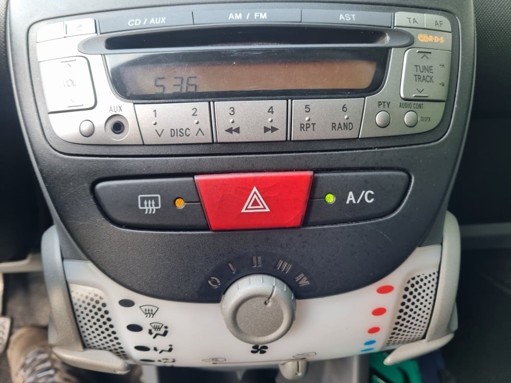 Toyota Aygo 1.0-12v comfort / nl auto / apk 07-2026 / garantie