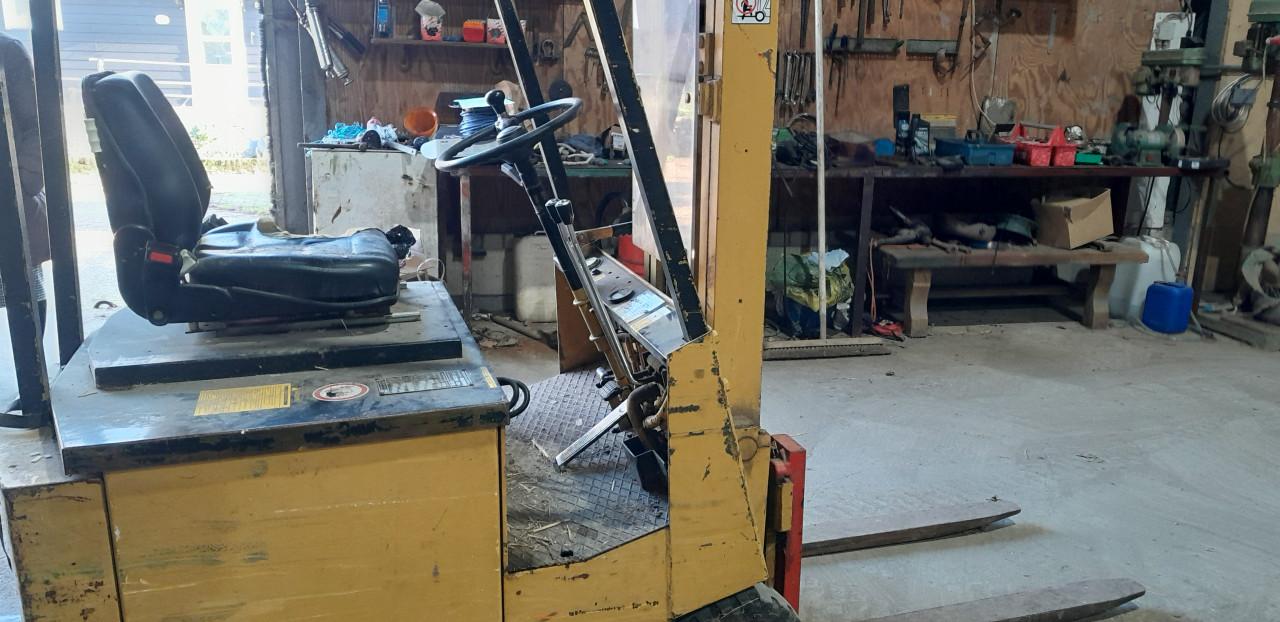 Saxby type LB 12 heftruck