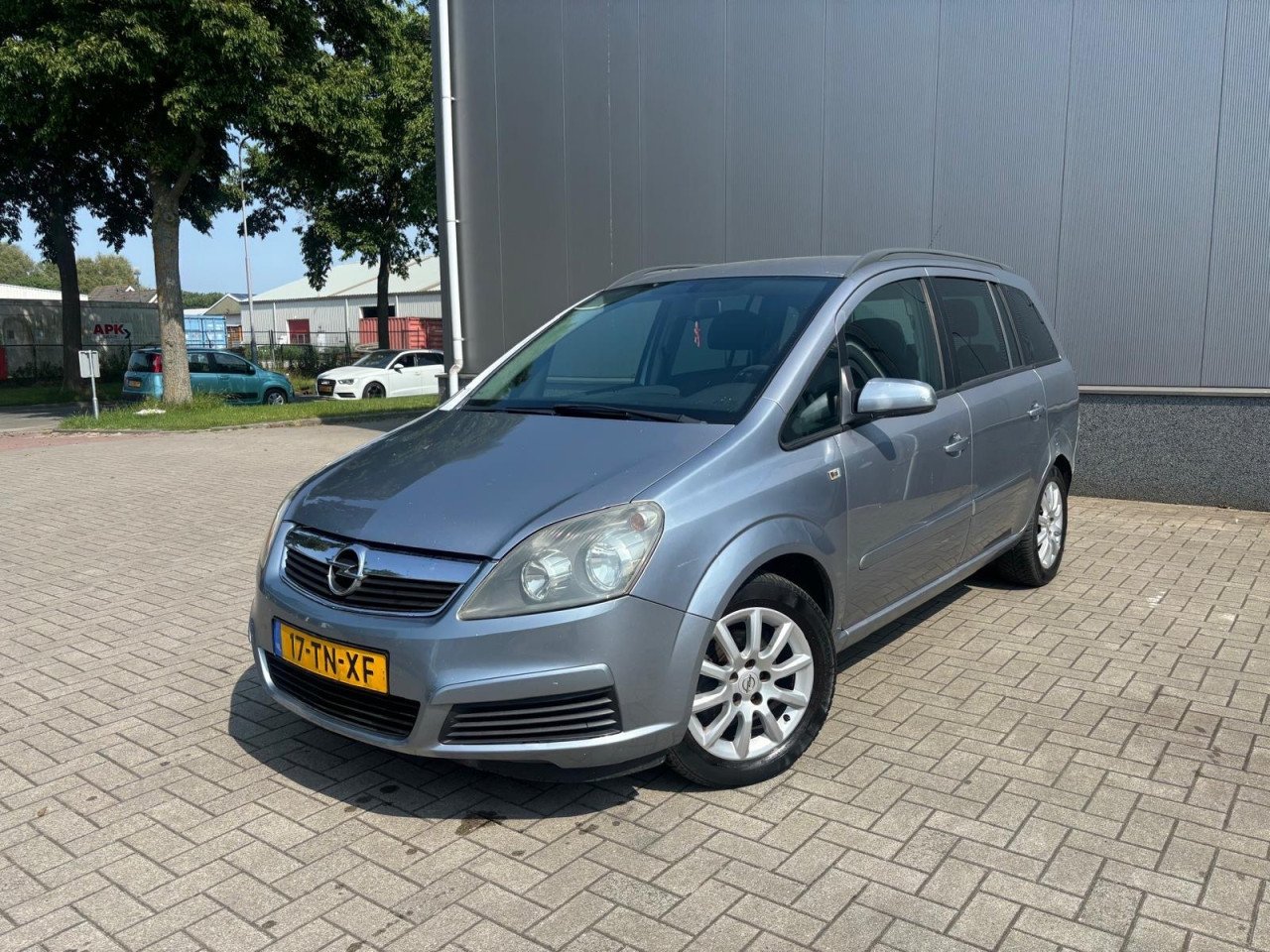 Opel Zafira 1.8Enjoy 7zitter Vol Jaar Apk