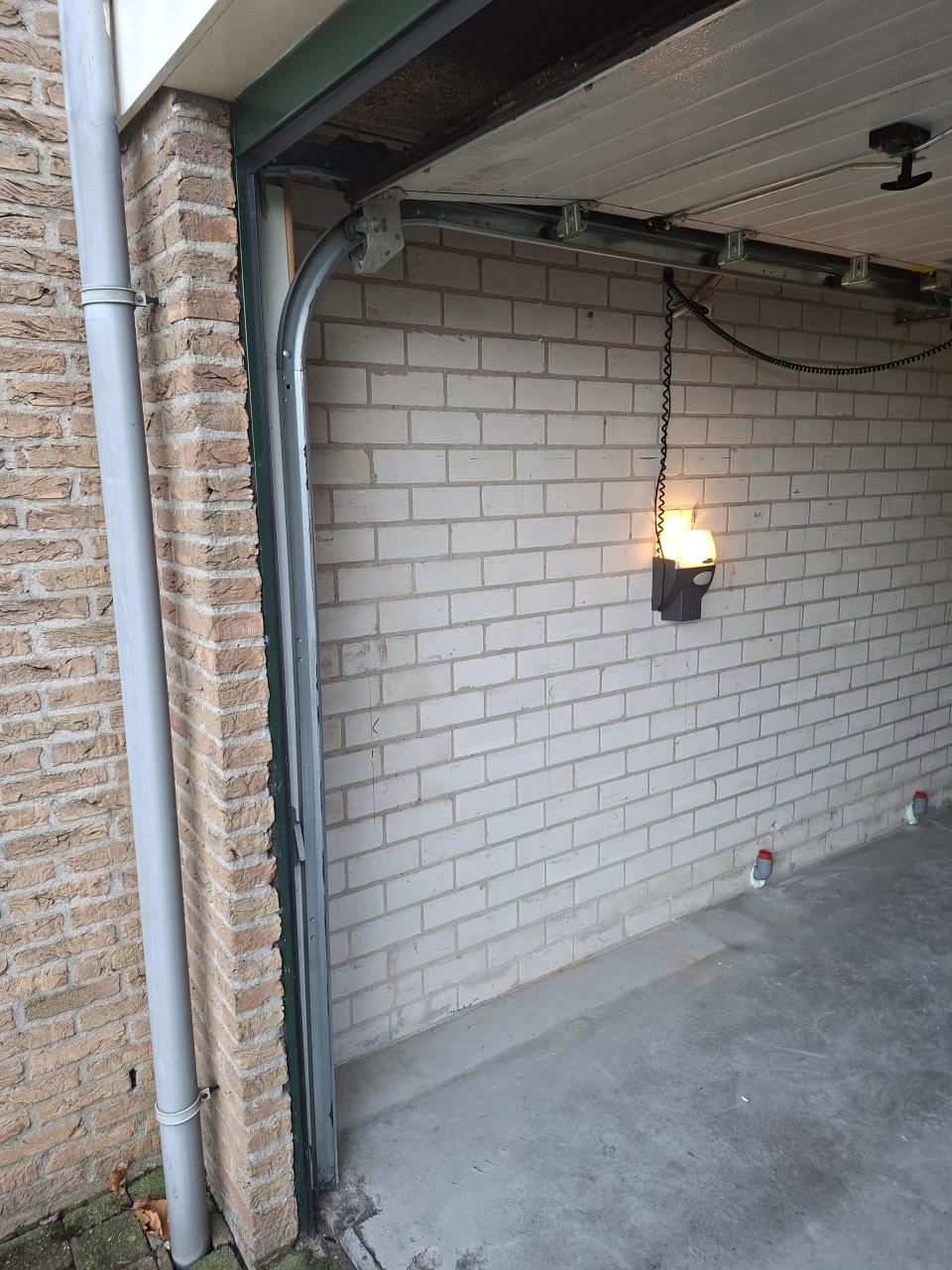 Electrische garagedeur