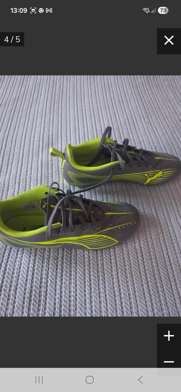 Voetbalschoenen maat 37.5