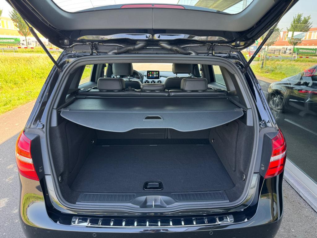 Mercedes-Benz B-Klasse 180 urban automaat , apple-carplay , led