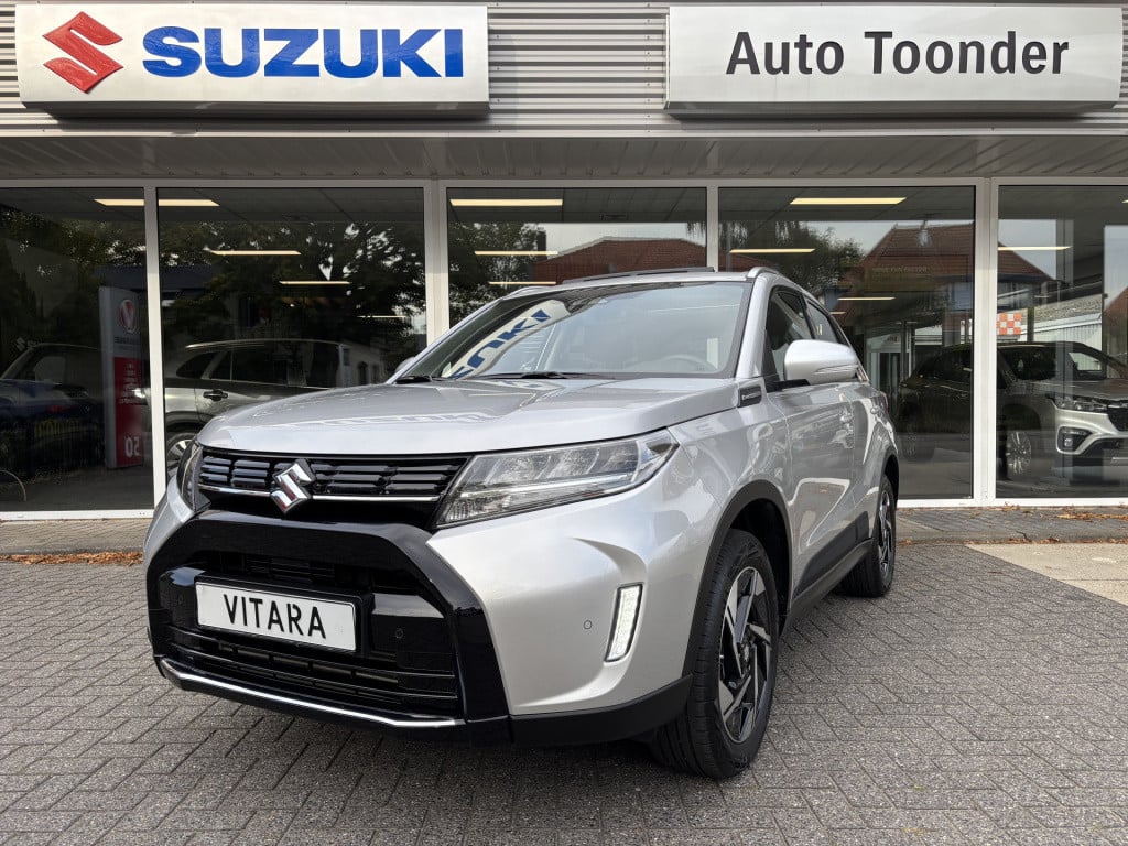 Suzuki Vitara 1.4 boosterjet style smart hybrid/ panoramadak