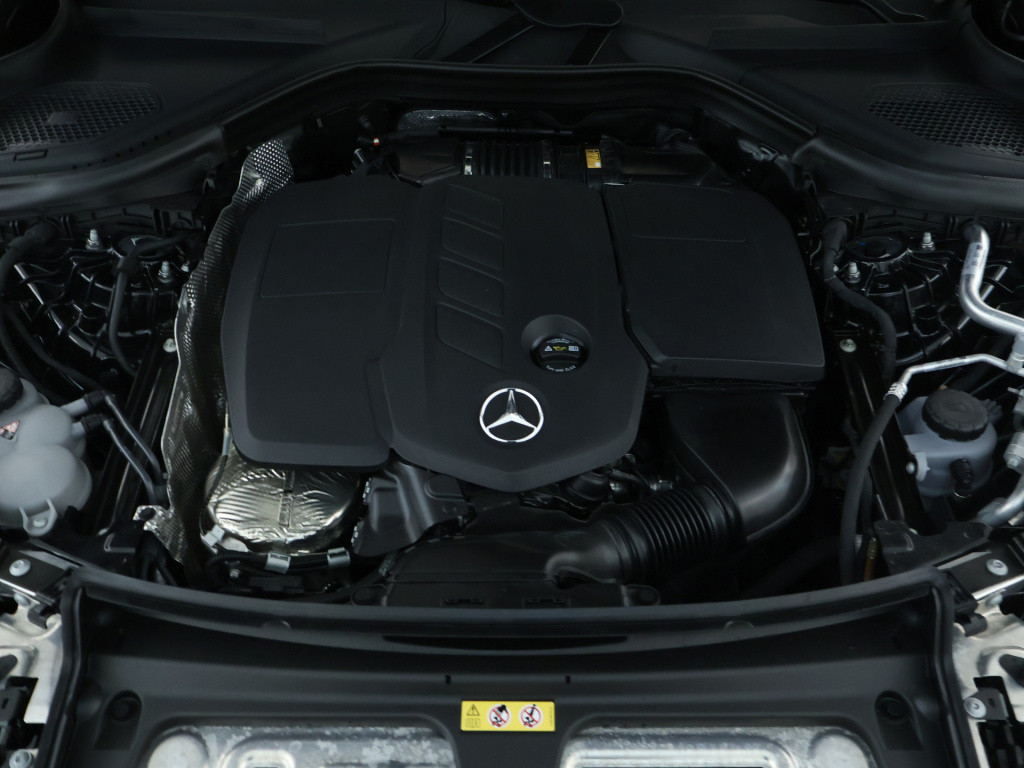 Mercedes-Benz Glc 300 de 4matic amg line | trekhaak | panoramadak | multisp