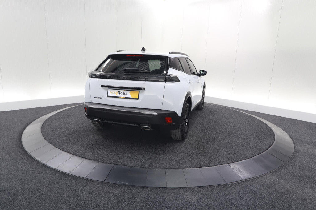 Peugeot 2008 puretech 130 eat8 allure | camera | navigatie | apple carplay 
