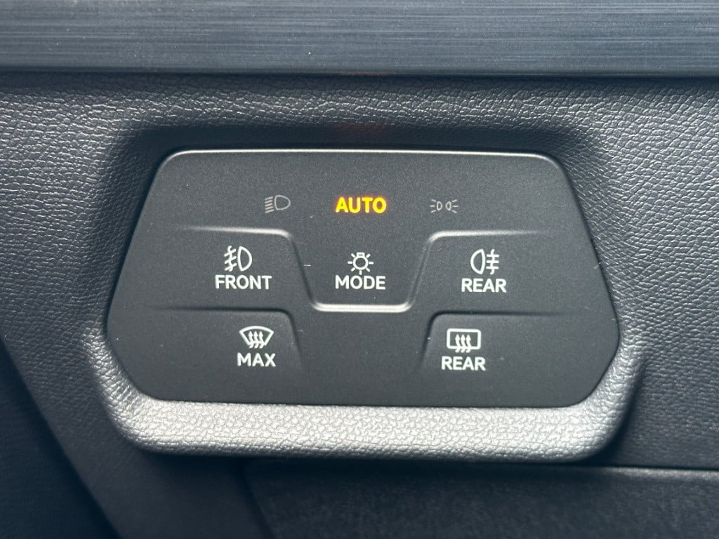 Cupra Leon 1.5 etsi 150pk dsg | camera | led | navi | 18 inch | rijklaar in