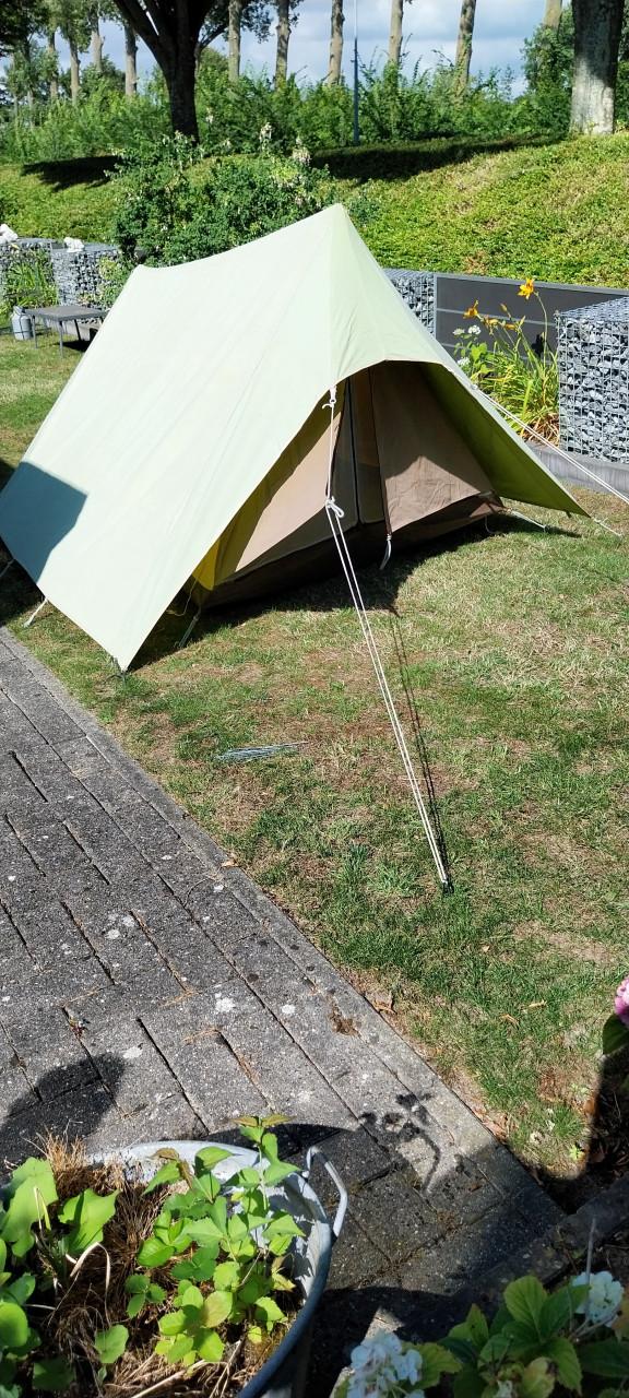 Gratis: 2 persoonstent evt. Voor festival