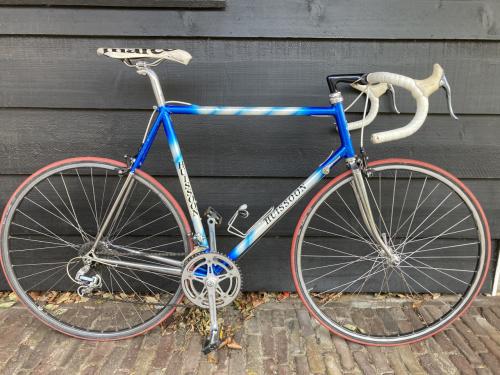 HUISSOON  Stalen racefiets